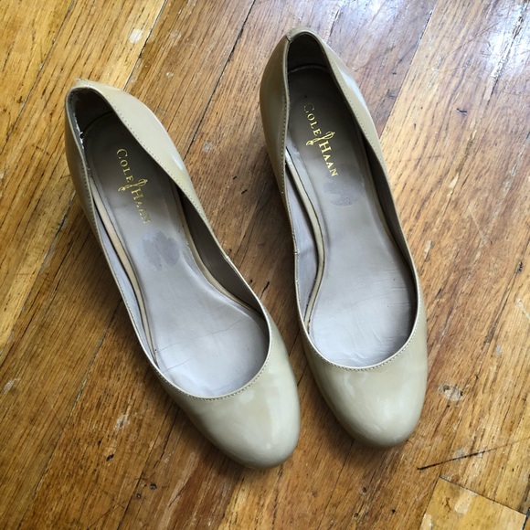 Cole Haan size 5 1/2 B Beige color - Picture 6 of 8